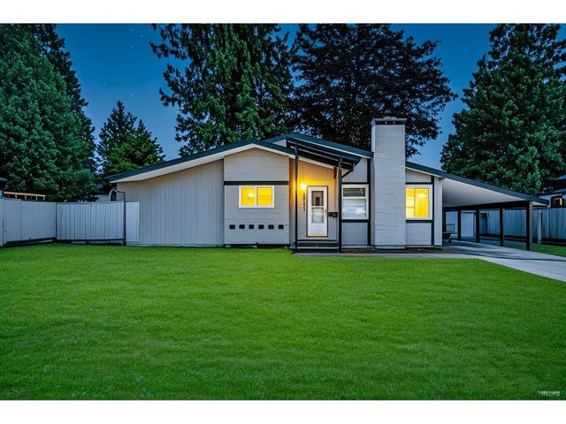 20572 43 Avenue, Langley