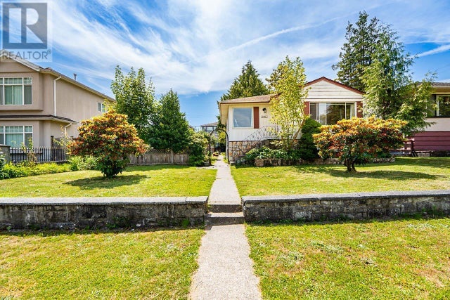 3724 Kincaid Street, Burnaby