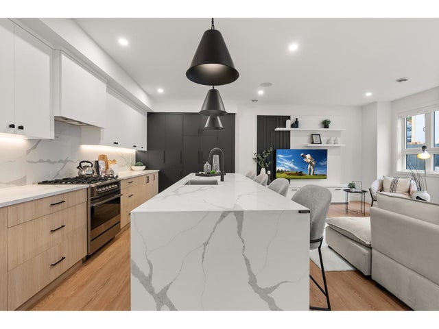 25 16358 90 Avenue, Surrey