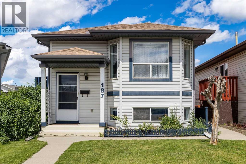 187 Applebrook Circle Se, Calgary