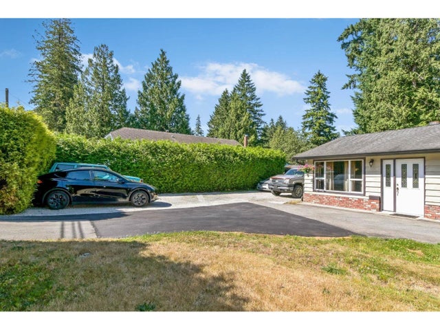 4323 200 Street, Langley