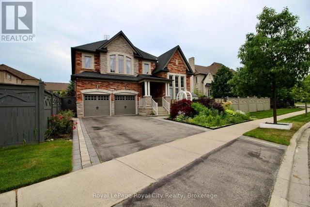 39 Dalmeny Drive, Brampton (credit Valley)