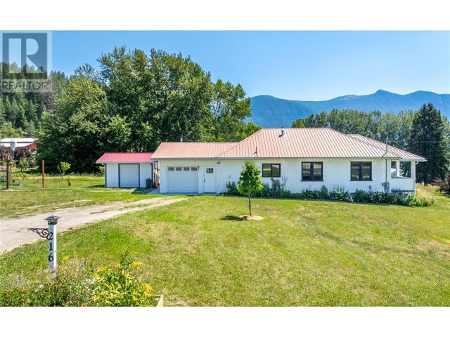216 27th Avenue, Creston