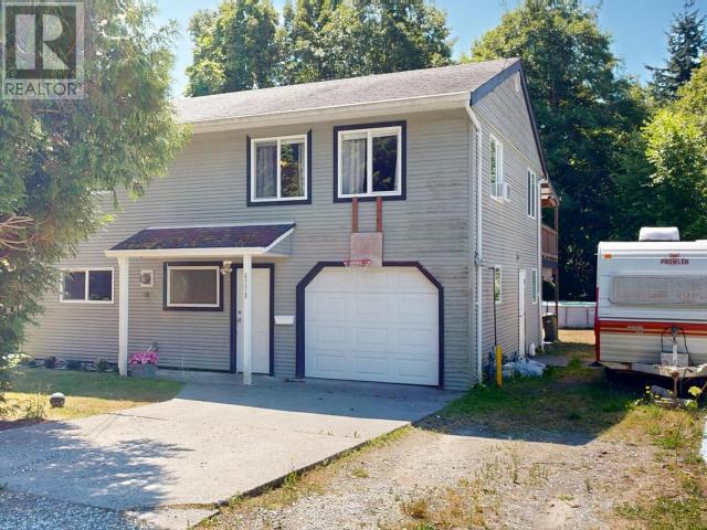 6778 Drake Street, Powell River