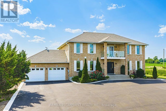 6380 Westbrook Road, Hamilton