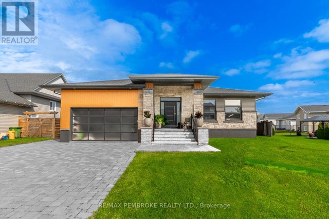 8 Drew Street, Petawawa