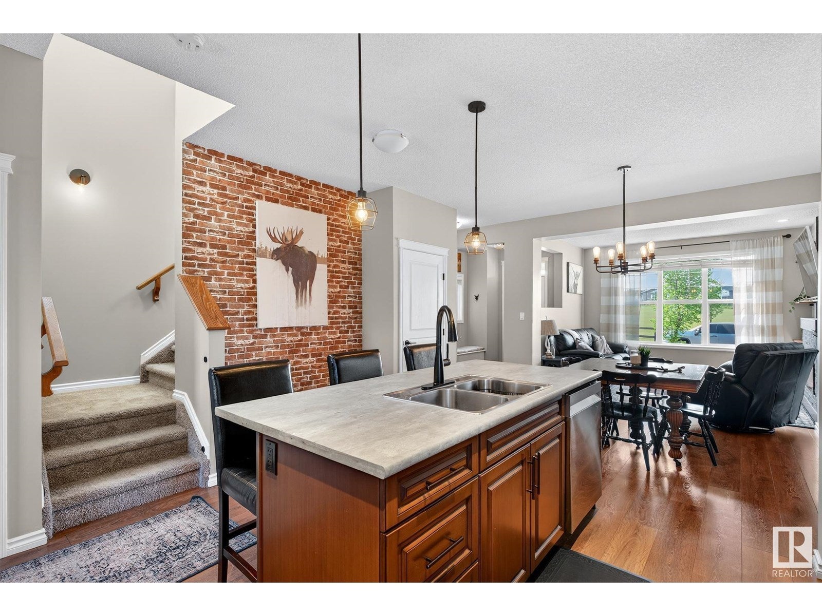 321 Hawks Ridge Bv Nw, Edmonton