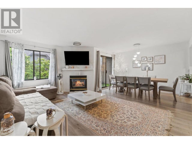 23 2133 St. Georges Avenue, North Vancouver