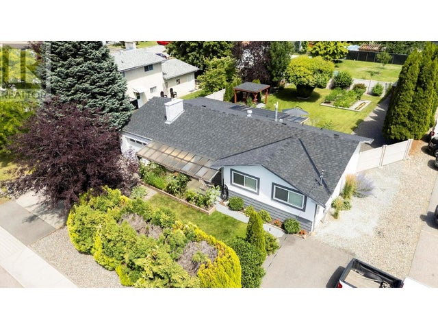 615 Tartan Road, Kelowna