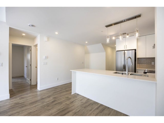 19 6328 King George Boulevard, Surrey