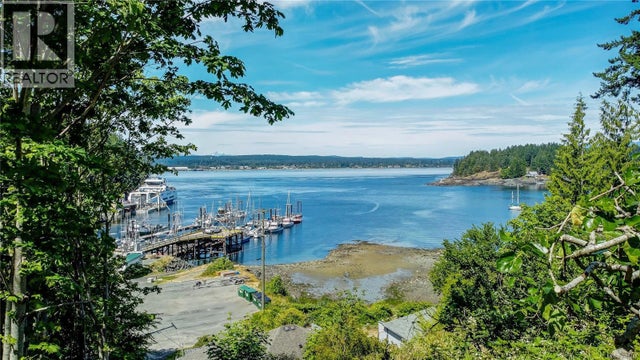 683 Green Rd, Quadra Island