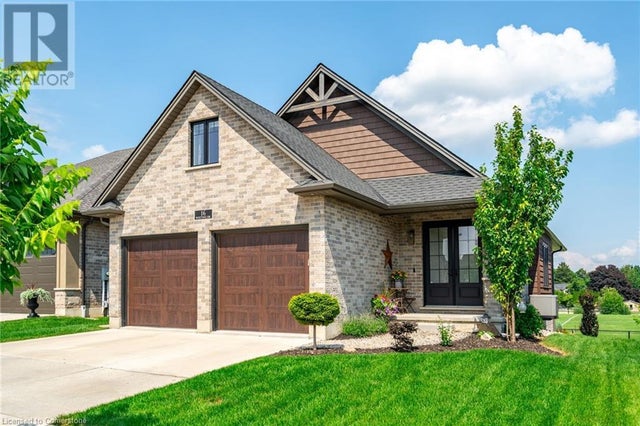 16 Whiting Drive, Paris