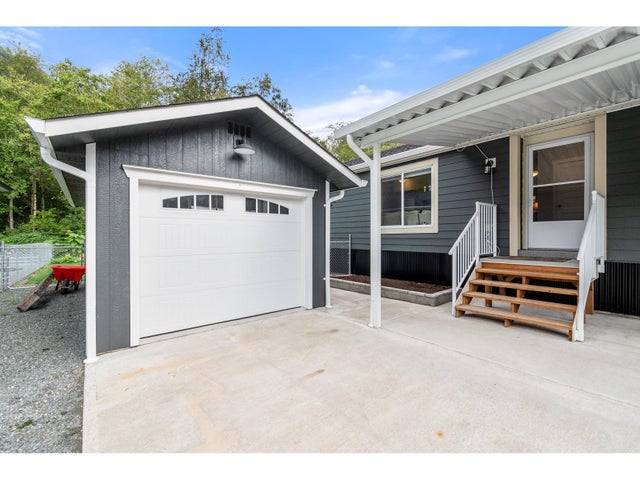 36 59060 Lougheed Highway|agassiz, Hope