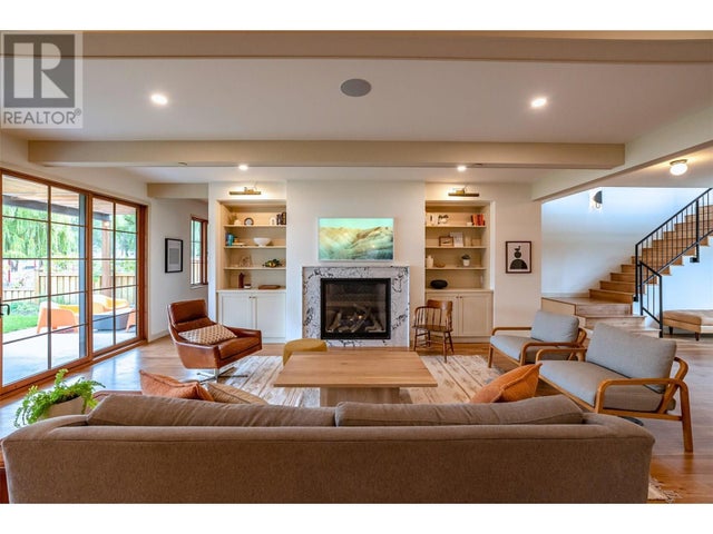 886 Lighthouse Landing, Summerland