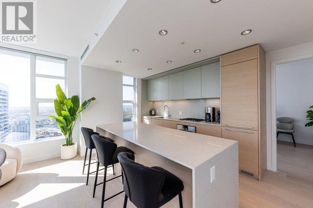 370x 1289 Hornby Street, Vancouver