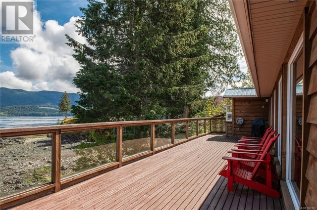 15078 Ripple Rock Rd, Campbell River