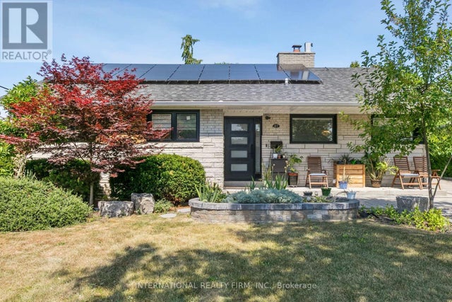 27 Treadgold Crescent, Toronto (parkwoods-Donalda)