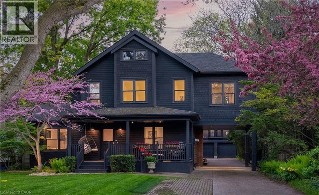 52 Kerr Street, Oakville