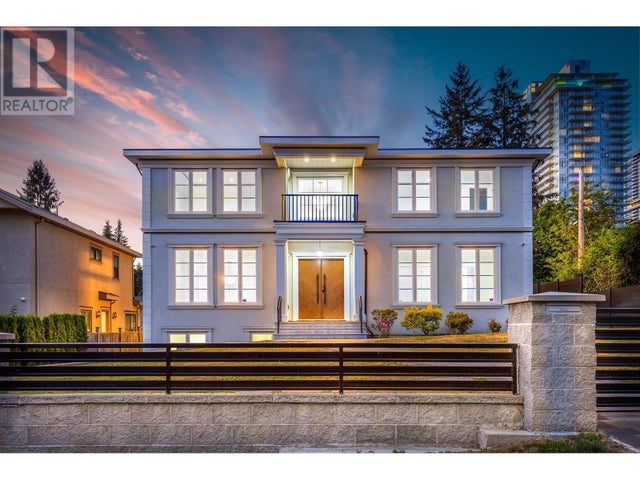 9977 Sullivan Street, Burnaby