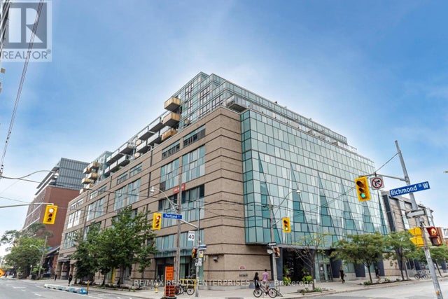 302 - 156 Portland Street, Toronto (waterfront Communities)
