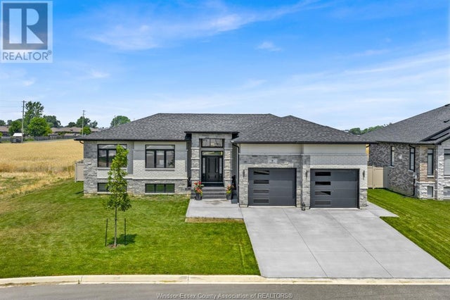 9 Sunningdale Drive, Leamington