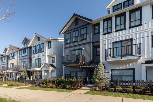 8142 202 Street, Langley