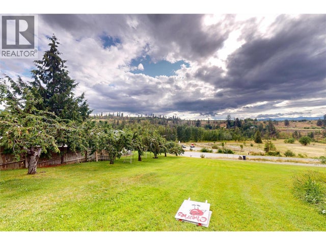 1915 Hollywood Road S, Kelowna