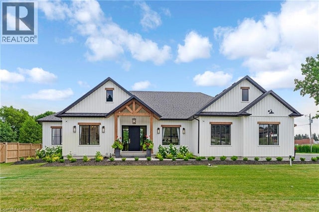 4678 Lobsinger Line, Crosshill