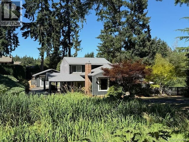 6496 Wicks Rd, Duncan