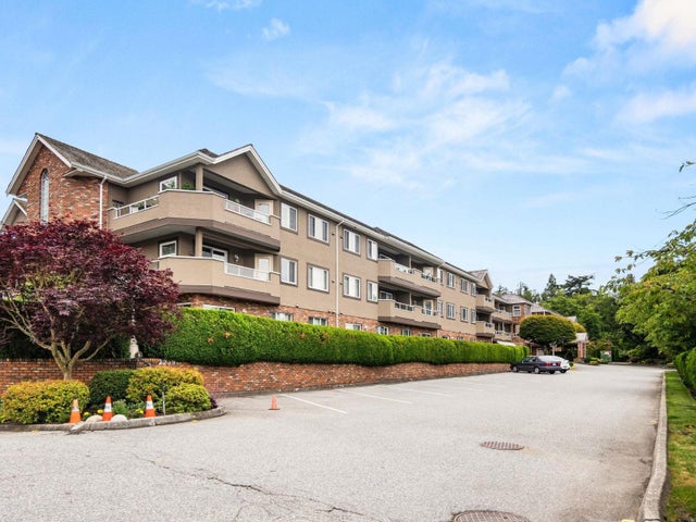 206 2239 152 Street, Surrey