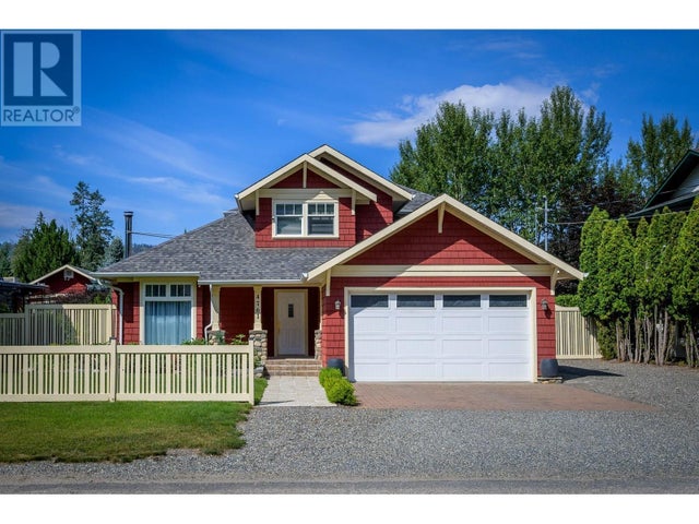 4761 Birch Lane, Barriere