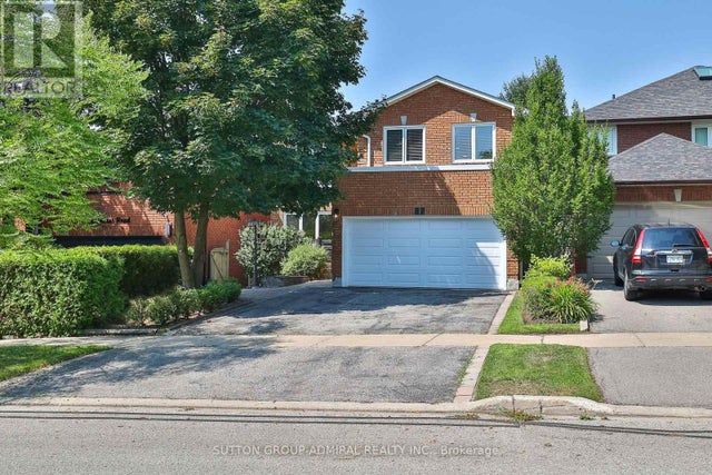 27 Green Acres Road, Vaughan (uplands)
