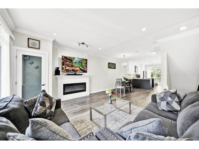 20 13898 64 Avenue, Surrey