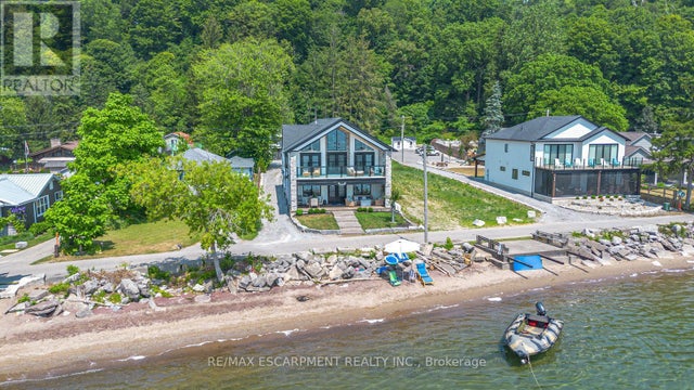 33 Cedar Drive, Norfolk (turkey Point)