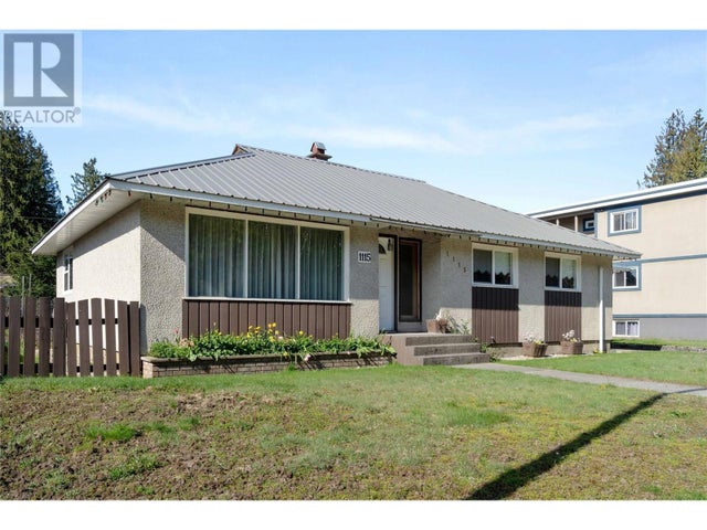 1115 Victoria Road W, Revelstoke