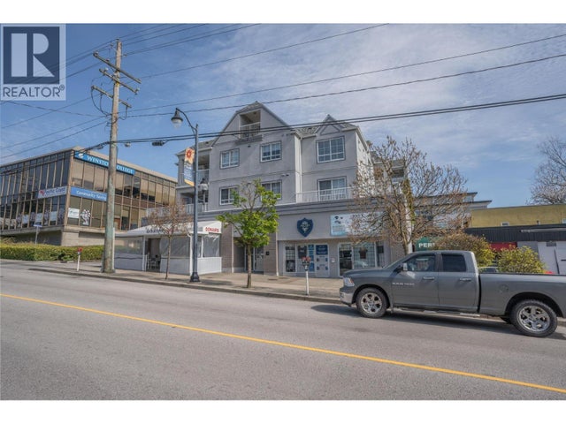 104 723 Twelfth Street, New Westminster