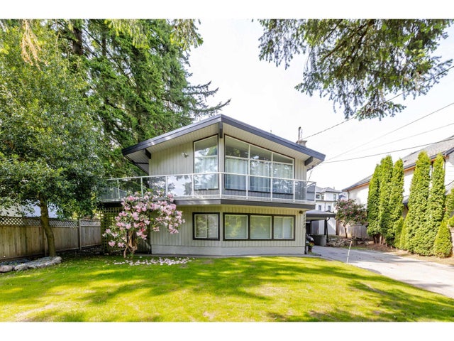 12343 New Mclellan Road, Surrey