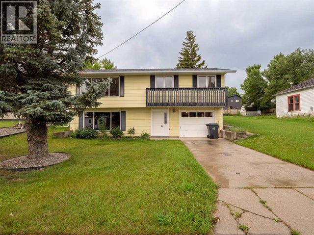 724 Florence Street, Pincher Creek