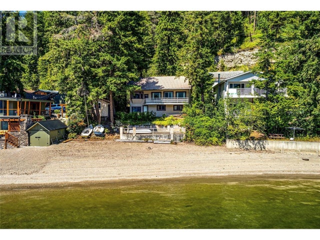 4742 Sunnybrae Canoe Point Road, Tappen