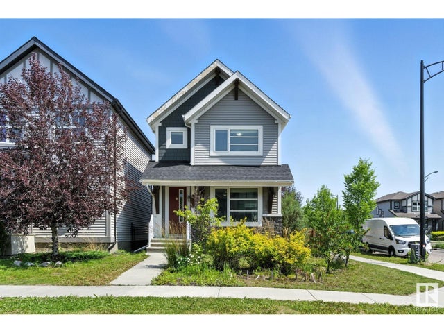 2033 Cavanagh Dr Sw, Edmonton