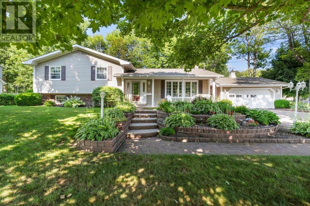 6 Maple Grove Avenue, Charlottetown