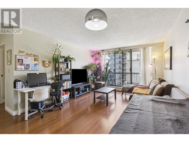 405 145 St. Georges Avenue, North Vancouver