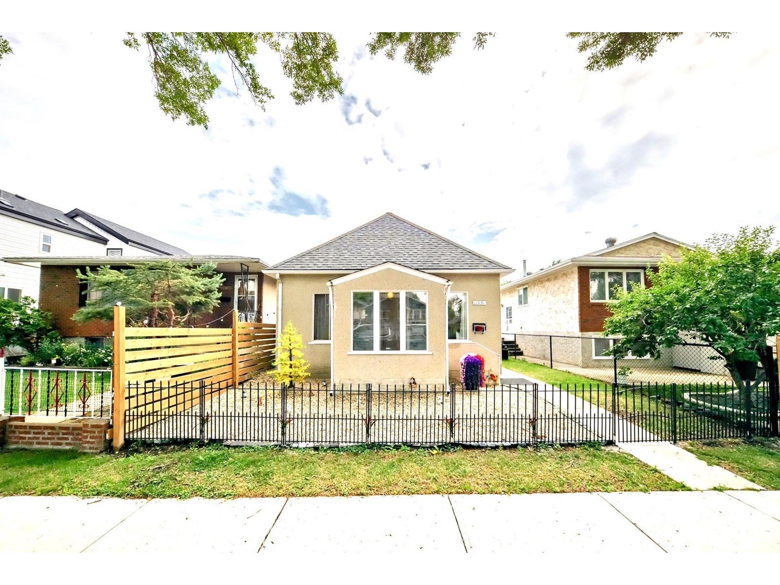 11331 92 St Nw, Edmonton