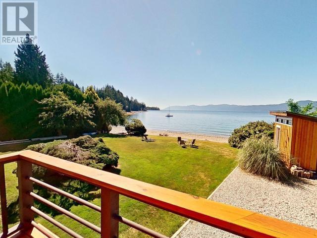 12259 Scotch Fir Point Rd, Powell River
