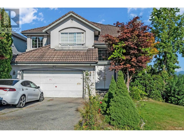 1601 Pinetree Way, Coquitlam