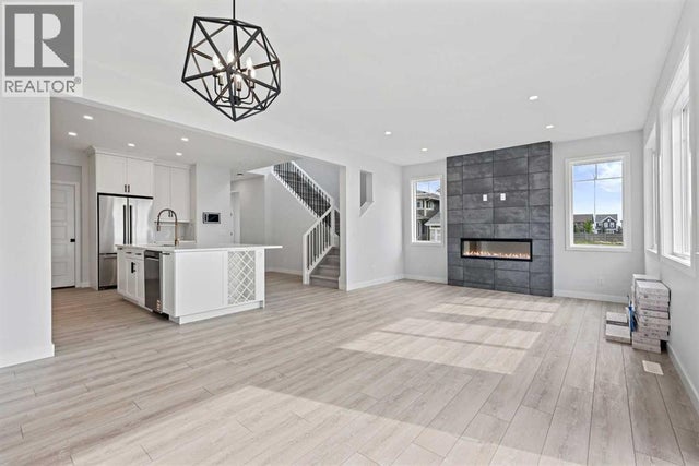 33 Magnolia Path Se, Calgary