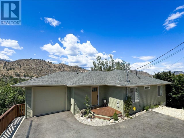 6654 Bellevue Drive, Oliver