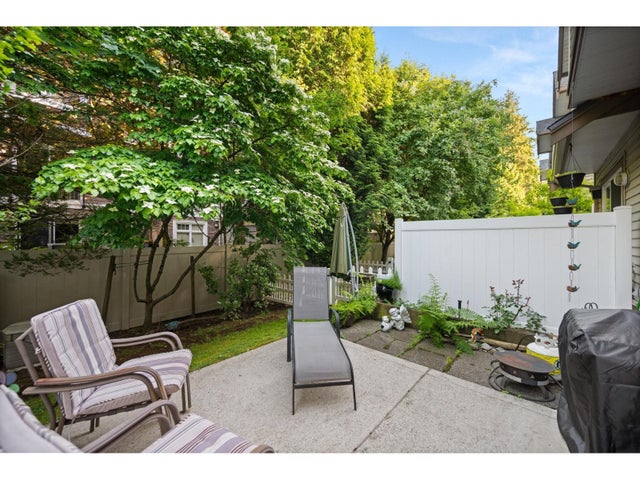 14 2678 King George Boulevard, Surrey