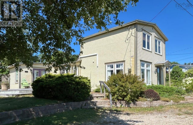 142 Gold River Road, Gold River