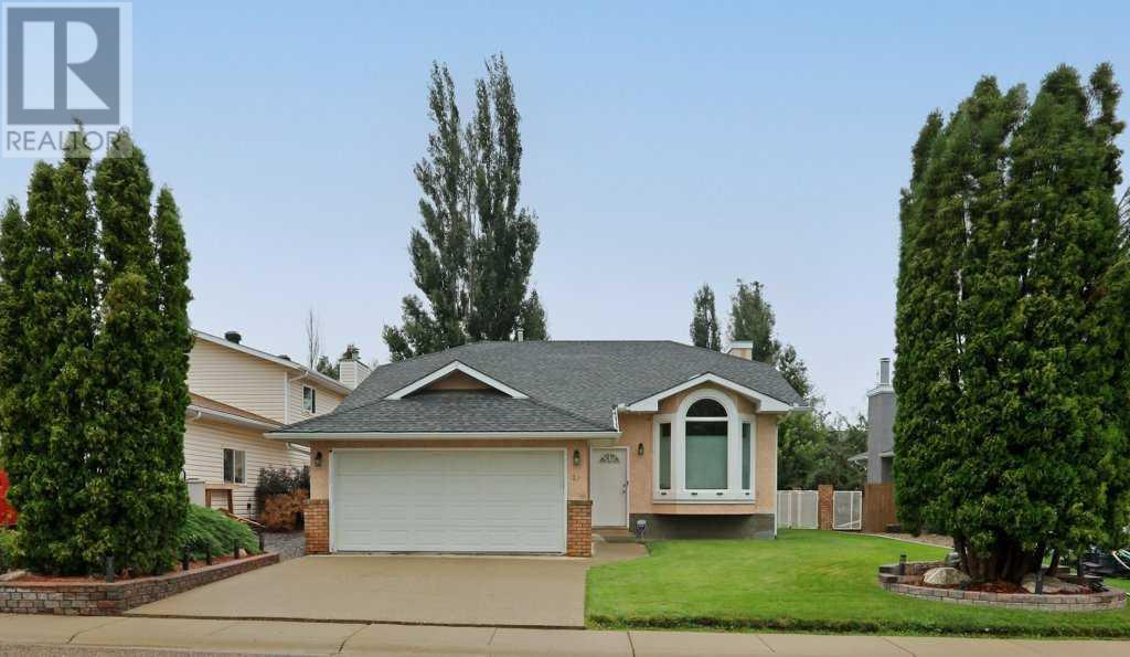 28 Parkland Place E, Brooks
